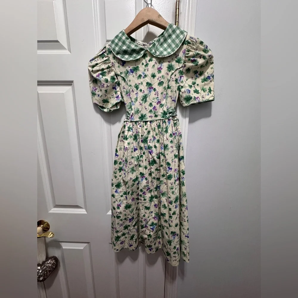 Rare Editions Green and purple Floral Kids Dress size 8